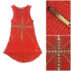 COCO & tashi Gold Stud Embellished Asymmetrical Coral Knit Long Tunic Tank